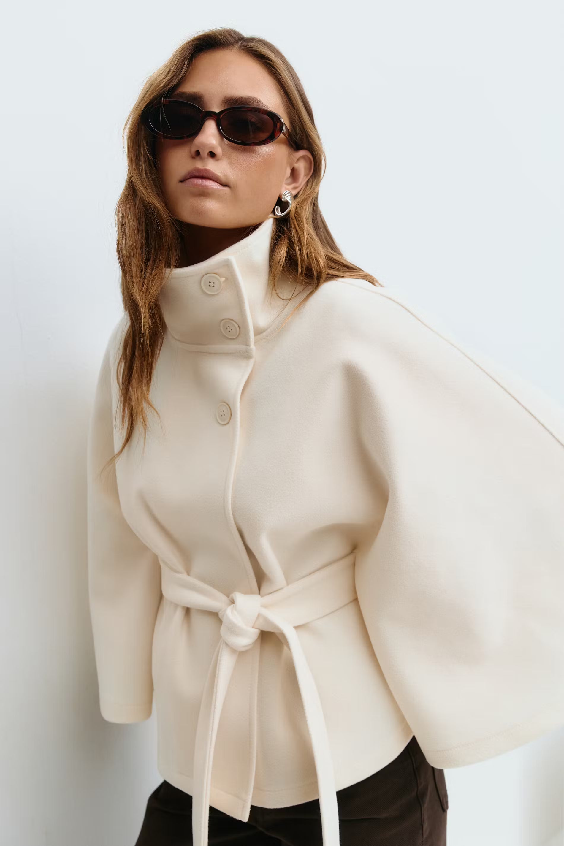The Solenne Cape - LMTD EDT MYCLOTHOS® - MYCLOTHOS®